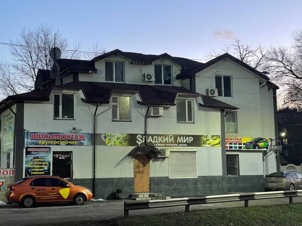 Pitstop Motel Kamjanske Exterior foto
